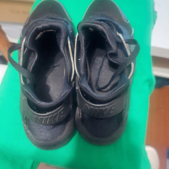 SNEAKER - Picture 4 of 8